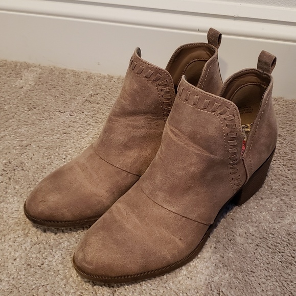 rock & candy lipton cutout bootie